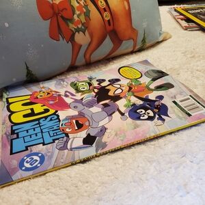 Teen Titans Comic Book Graphic Novel